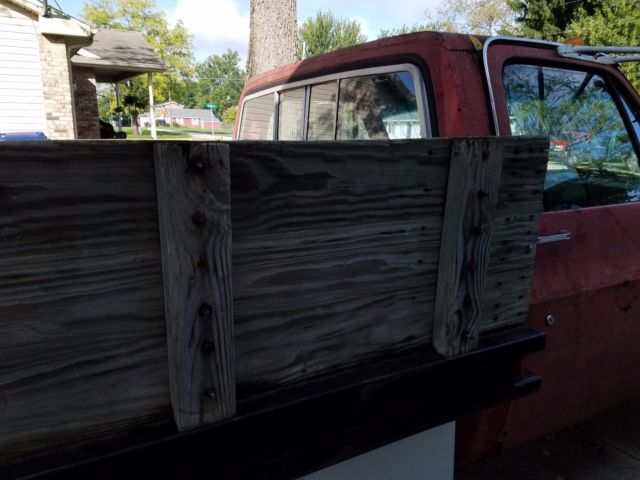 1982 one ton flat bed truck flat bed dump