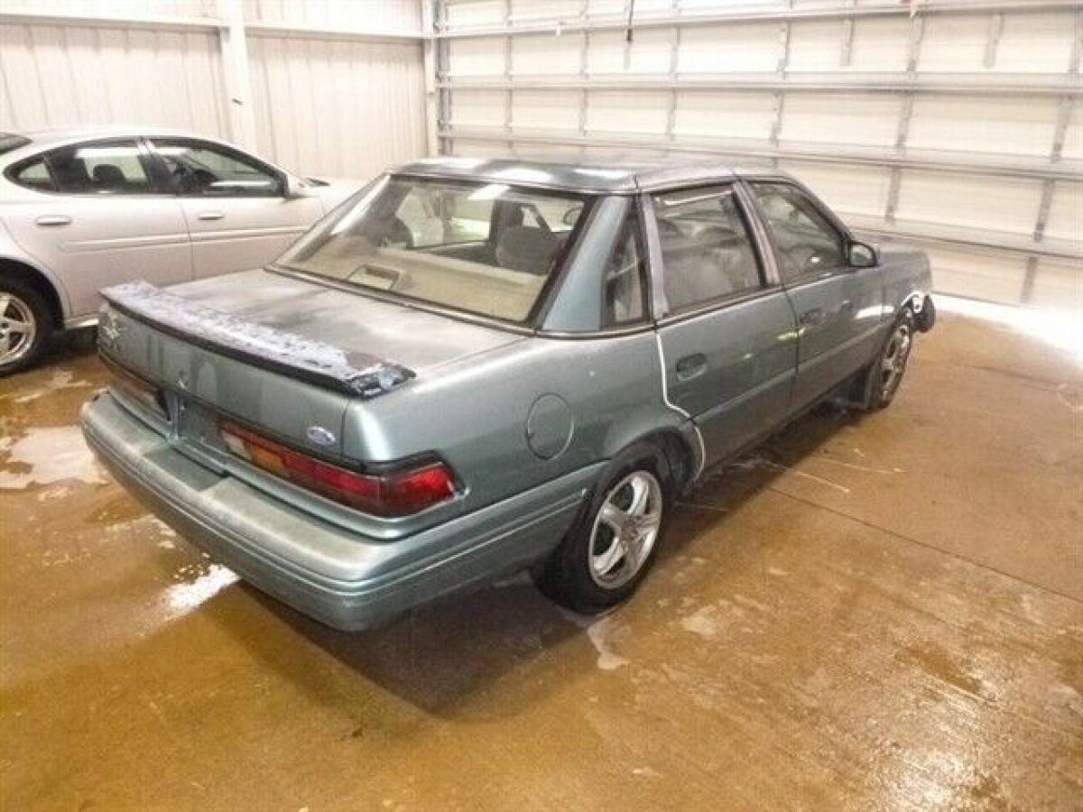 1994 ford tempo gl 4dr sedan 199564 miles green 2.3l 4 cyl. gas