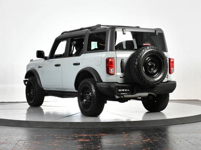 2022 ford bronco black diamond