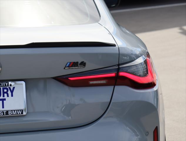 2022 bmw m4 base