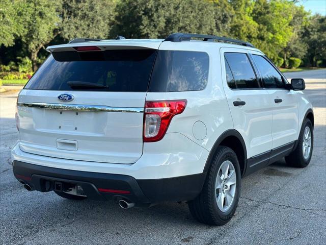 2011 ford explorer base