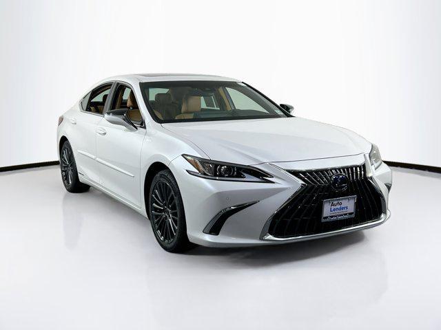 2022 lexus es 300h base