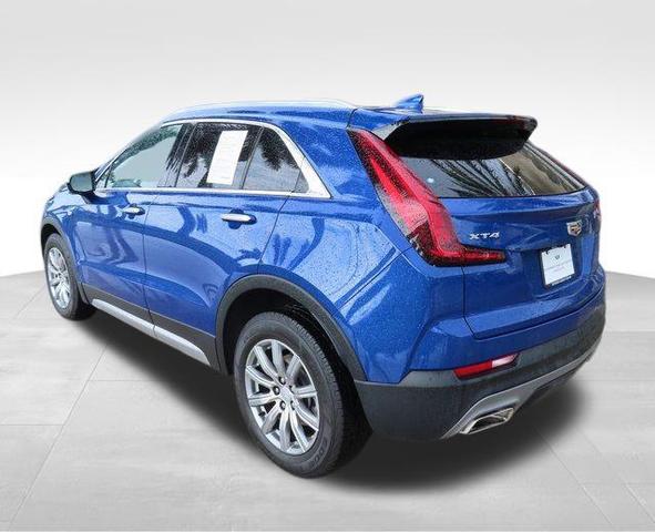 2022 cadillac xt4 premium luxury