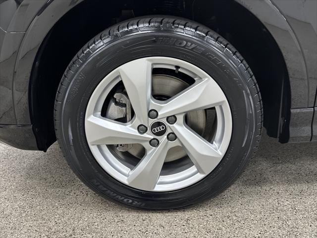 2022 audi q3 40 premium