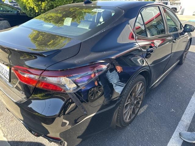 2023 toyota camry se nightshade
