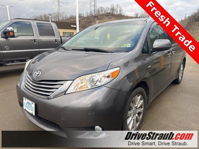 2017 toyota sienna xle