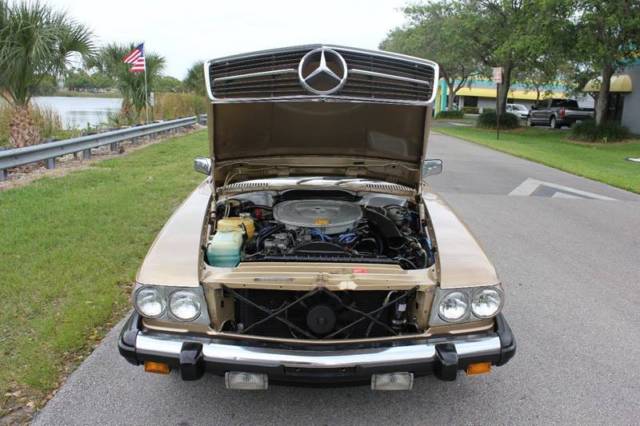 1985 mercedes-benz 380-class 380 sl 2dr convertible 153988 miles tan convertible