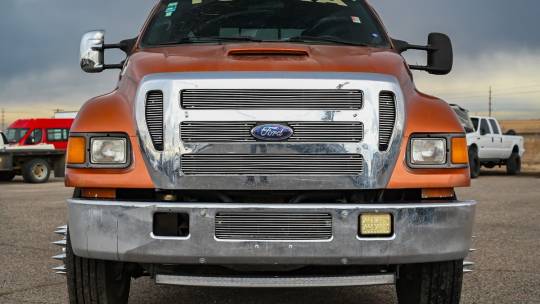 2000 Ford F-650