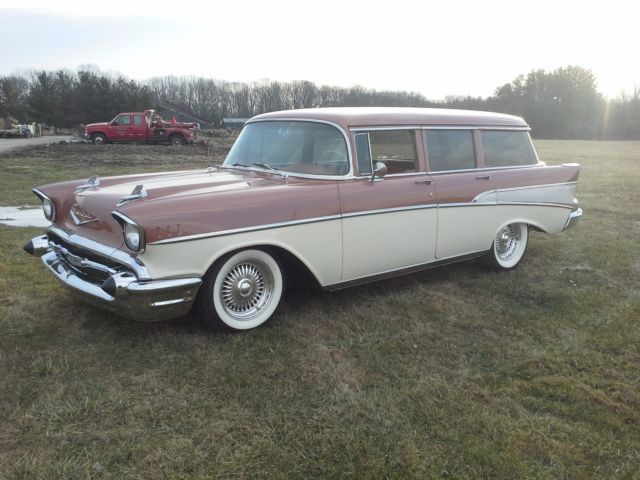 1957 chevrolet station wagon 427 v-8