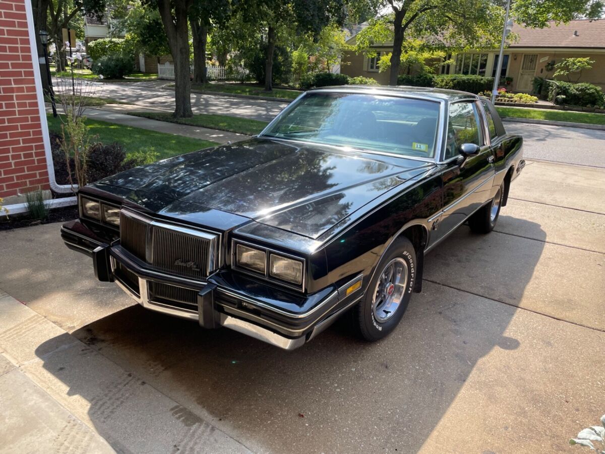 1983 pontiac grand prix lj