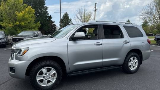 2019 toyota sequoia sr5