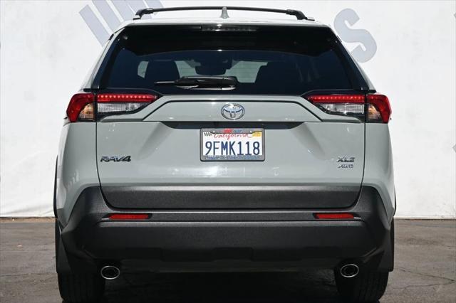2023 toyota rav4 xle
