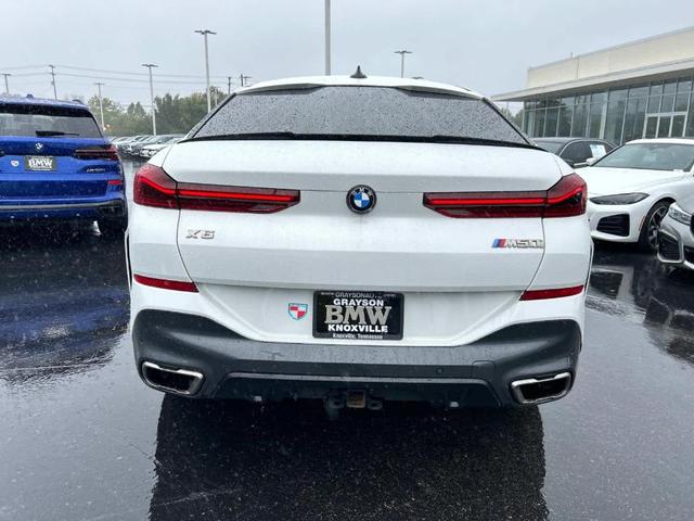 2022 bmw x6 m50i