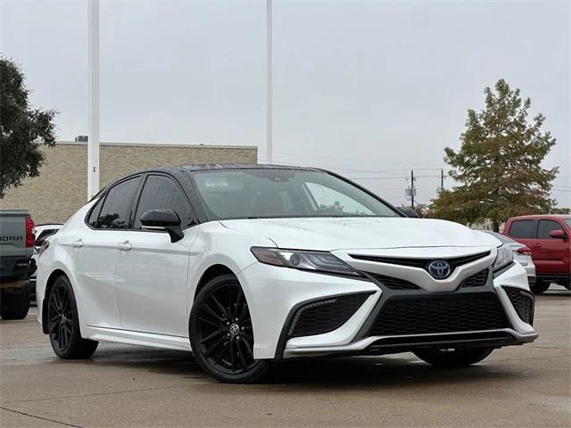 2022 toyota camry xse
