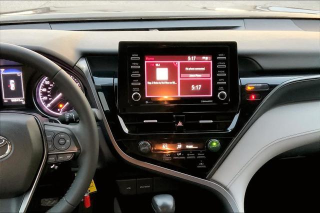 2021 toyota camry se