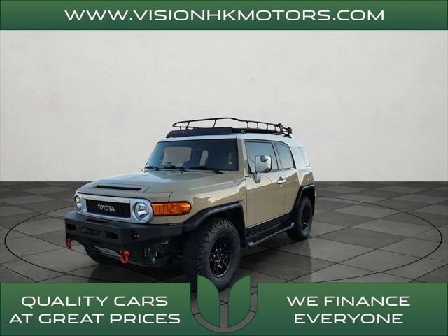 2014 toyota fj cruiser base