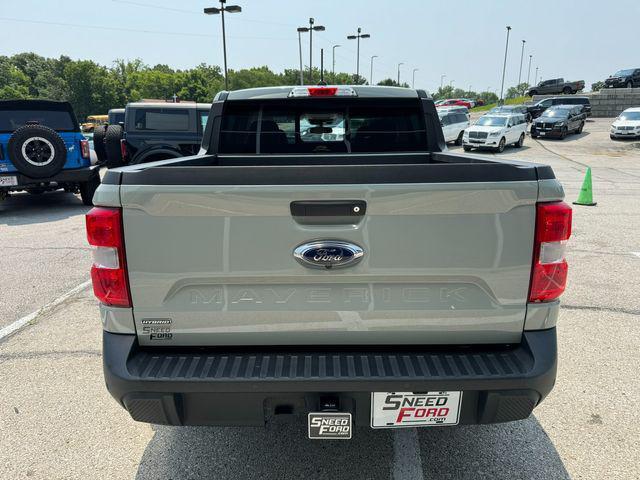 2022 ford maverick lariat