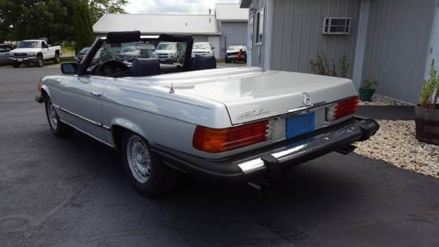 1980 mercedes-benz 450 sl, silver with 120000 miles available now!