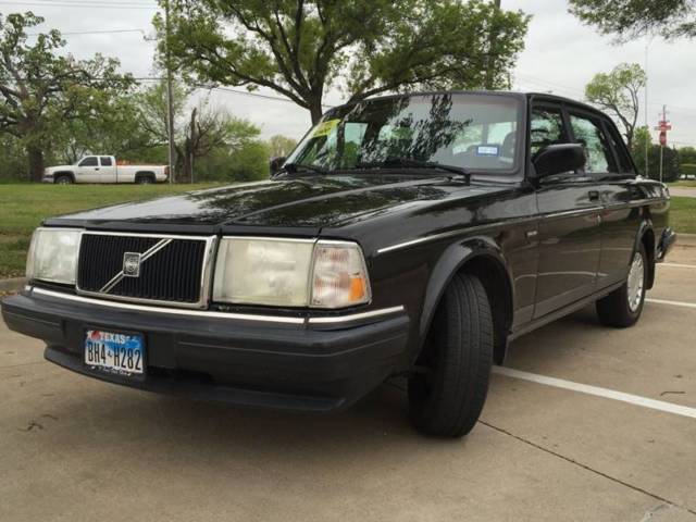1993 volvo 240 base automatic 4-speed rwd i4 2.3l gasoline
