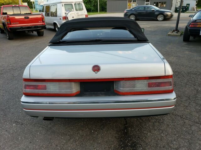 super coo!l, v8 convertable, 77k miles, automatic, clean, barn find! no res!!!