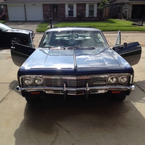 1966 chevy impala v8 - excellent condition