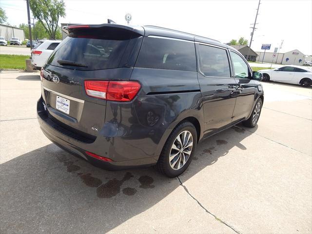2018 kia sedona sx