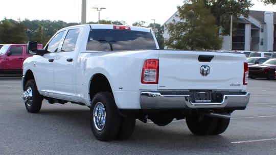 2024 RAM 3500