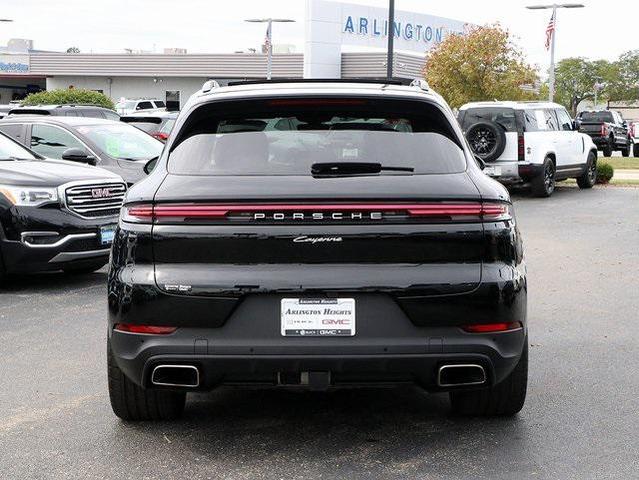 2024 porsche cayenne base