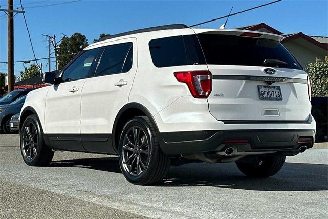 2018 ford explorer xlt