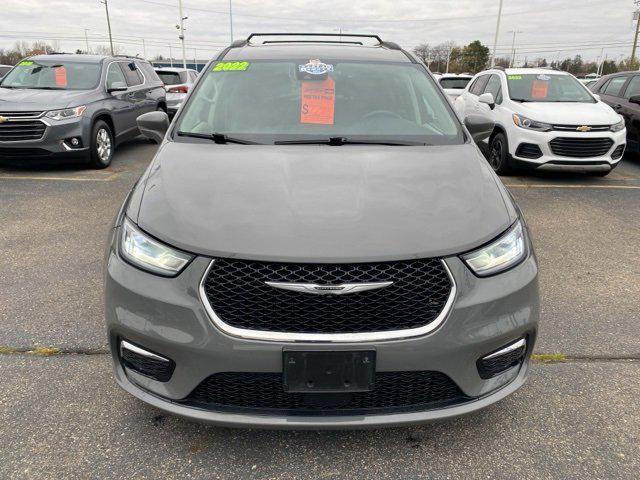 2022 chrysler pacifica touring l