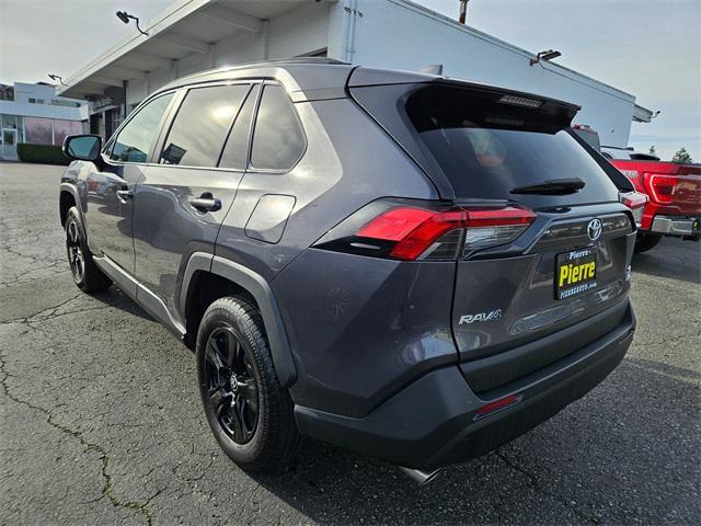 2022 toyota rav4 xle