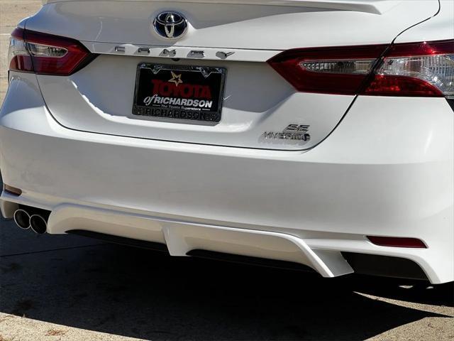 2020 toyota camry se