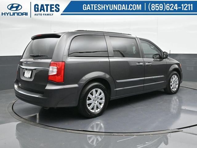 2015 chrysler town & country touring