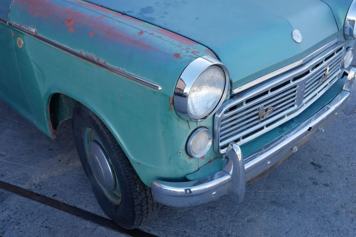 1963 datsun 1200