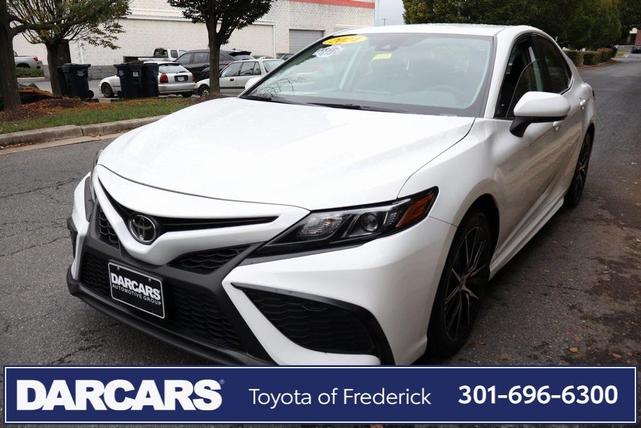 2024 toyota camry se