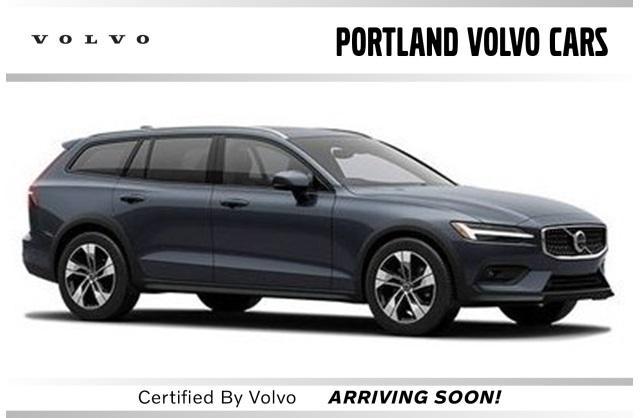 2022 volvo v60 cross country t5