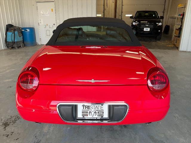 2002 ford thunderbird base