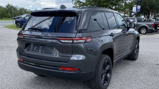 2024 Jeep Grand Cherokee