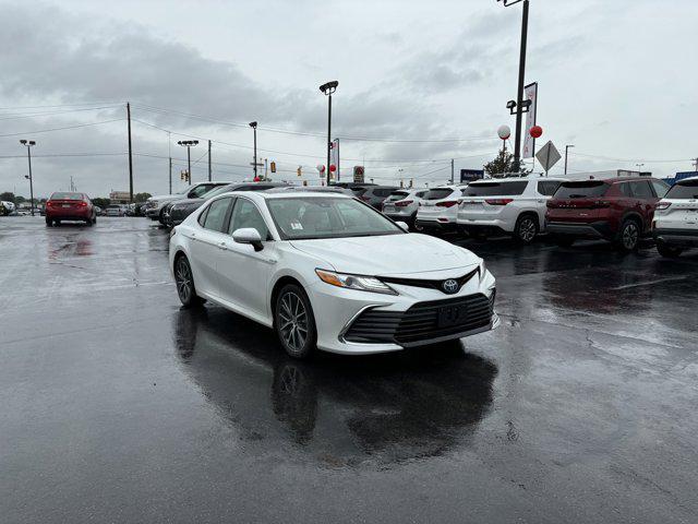 2021 toyota camry hybrid xle