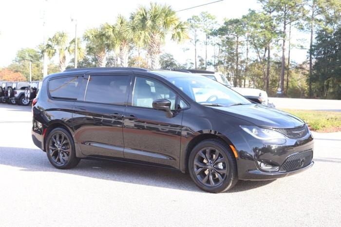 new 2020 chrysler pacifica touring-l pawleys island, sc 29585 for sale in litchfield, south carolina