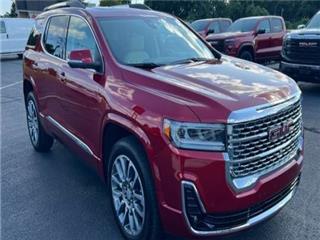 2023 GMC Acadia denali