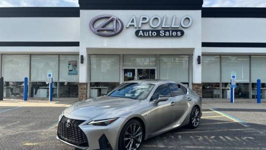 2022 Lexus IS