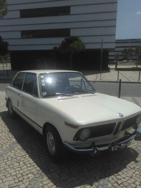 1971 bmw 2000 touring hatchback (numbers matching)