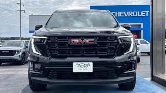 2024 GMC Acadia fwd elevation
