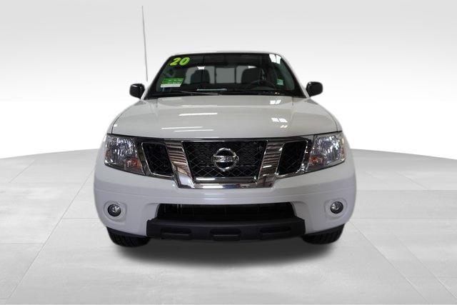 2020 nissan frontier sv