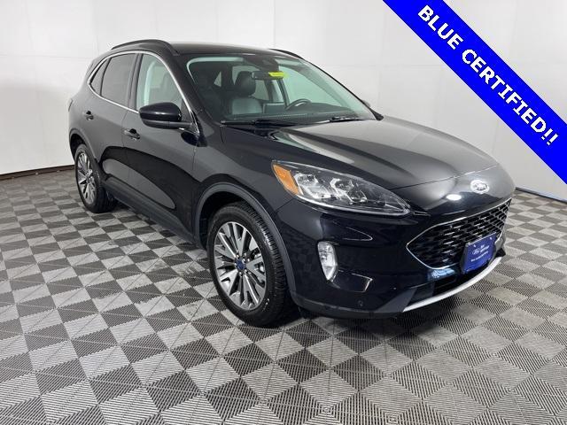 2022 ford escape titanium