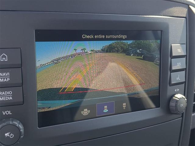 2023 mercedes-benz metris base