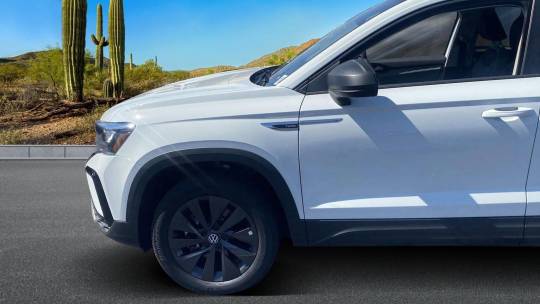2024 Volkswagen Taos