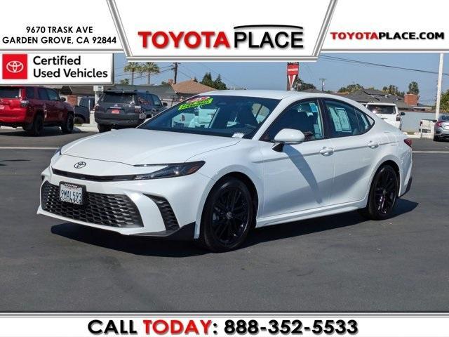 2025 toyota camry se