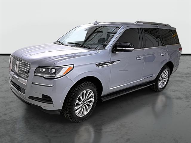 2022 lincoln navigator standard